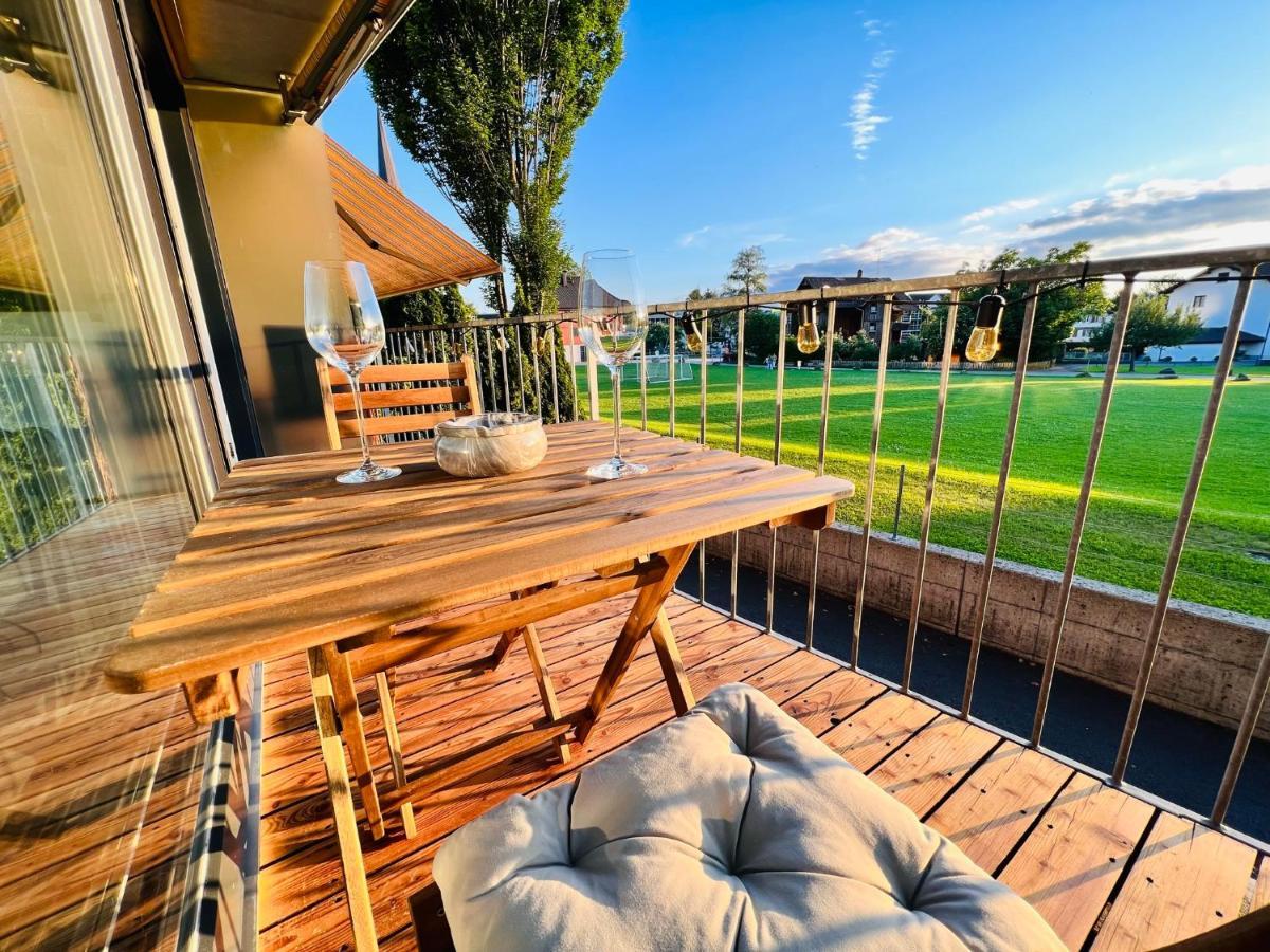 Flair Apartments Vorarlberg - Stilvolles Wohnen Nahe Bodensee & Alpen - Kueche, Balkon & Gratis Parkplatz เบรเกนซ์ ภายนอก รูปภาพ