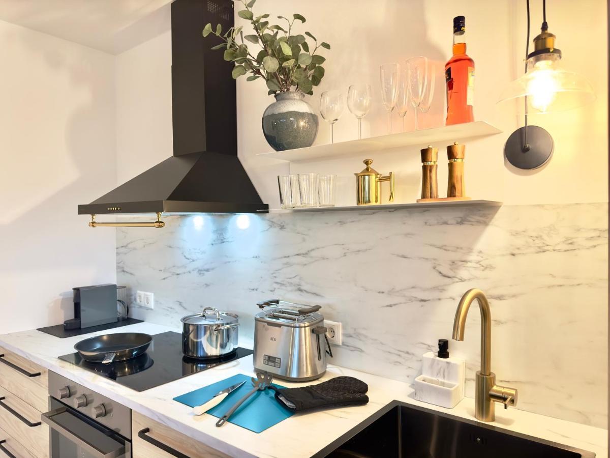 Flair Apartments Vorarlberg - Stilvolles Wohnen Nahe Bodensee & Alpen - Kueche, Balkon & Gratis Parkplatz เบรเกนซ์ ภายนอก รูปภาพ
