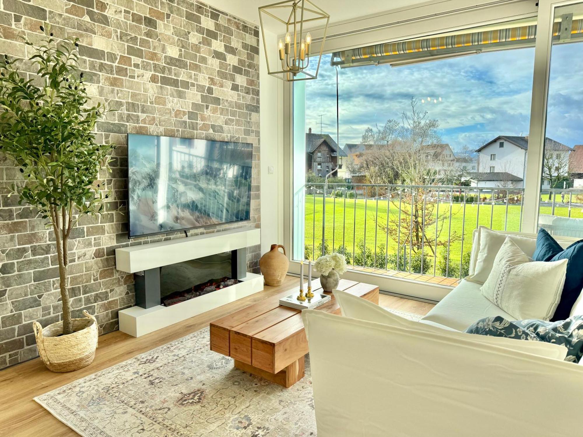 Flair Apartments Vorarlberg - Stilvolles Wohnen Nahe Bodensee & Alpen - Kueche, Balkon & Gratis Parkplatz เบรเกนซ์ ภายนอก รูปภาพ