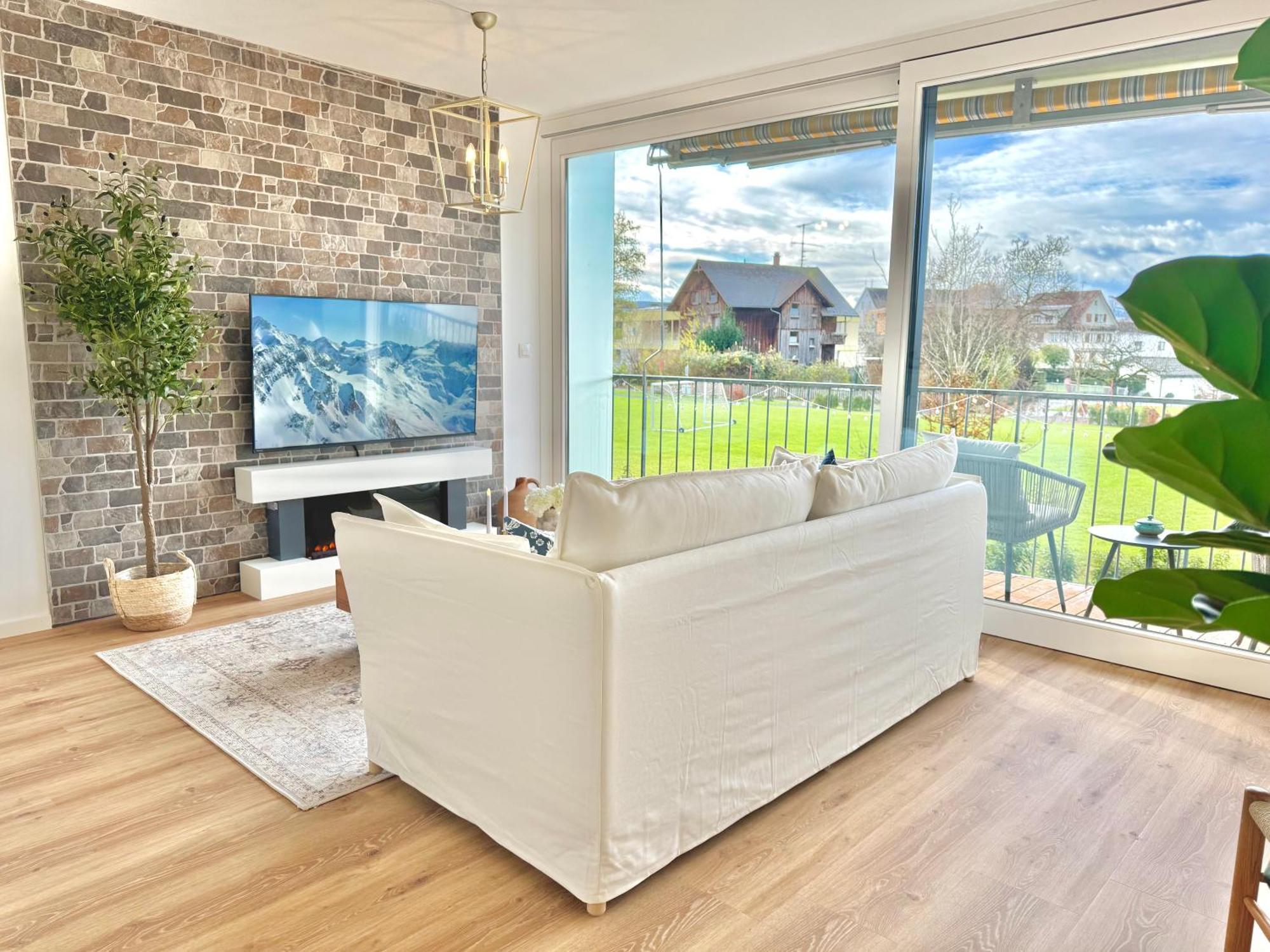 Flair Apartments Vorarlberg - Stilvolles Wohnen Nahe Bodensee & Alpen - Kueche, Balkon & Gratis Parkplatz เบรเกนซ์ ห้อง รูปภาพ