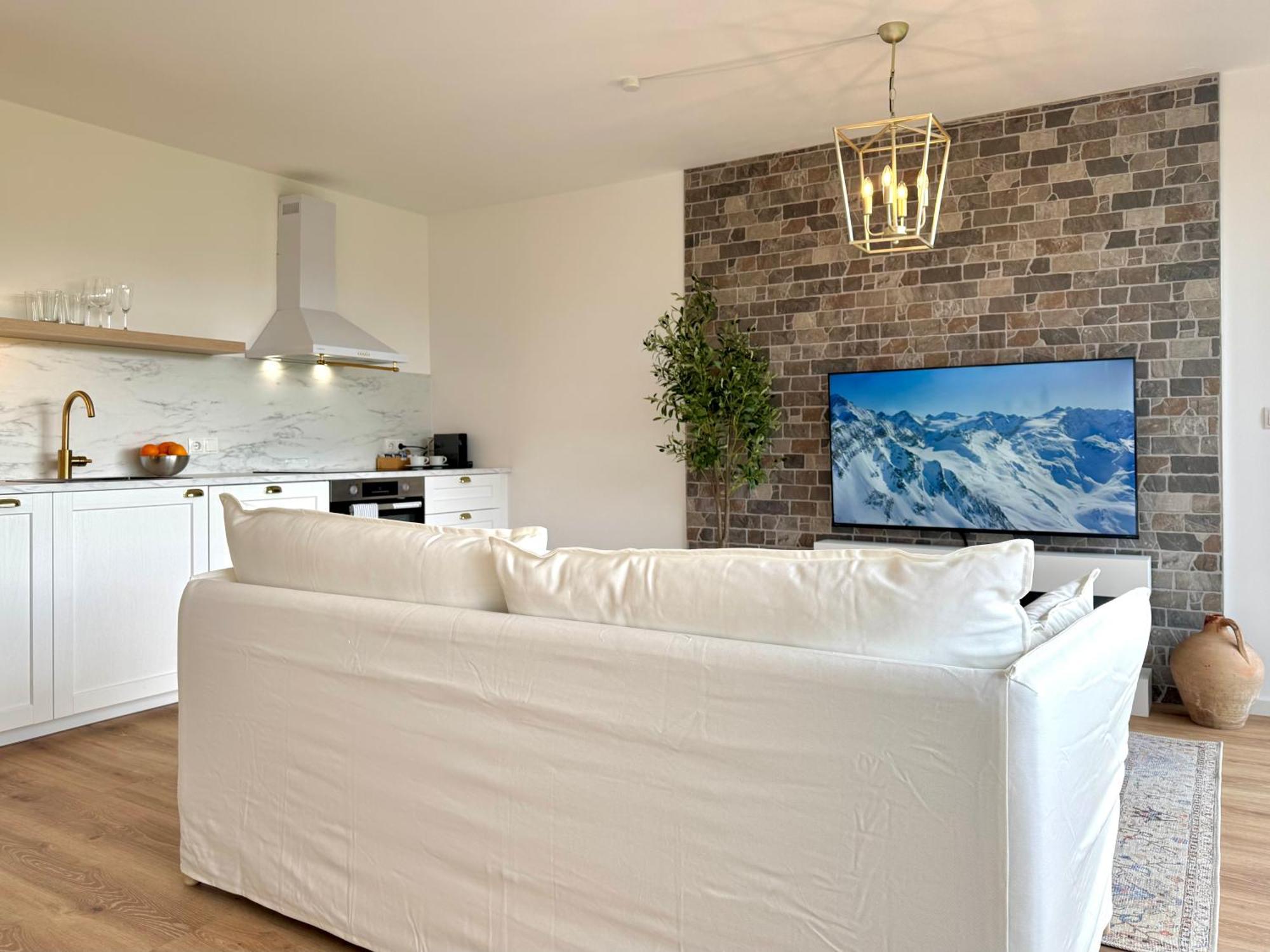 Flair Apartments Vorarlberg - Stilvolles Wohnen Nahe Bodensee & Alpen - Kueche, Balkon & Gratis Parkplatz เบรเกนซ์ ภายนอก รูปภาพ