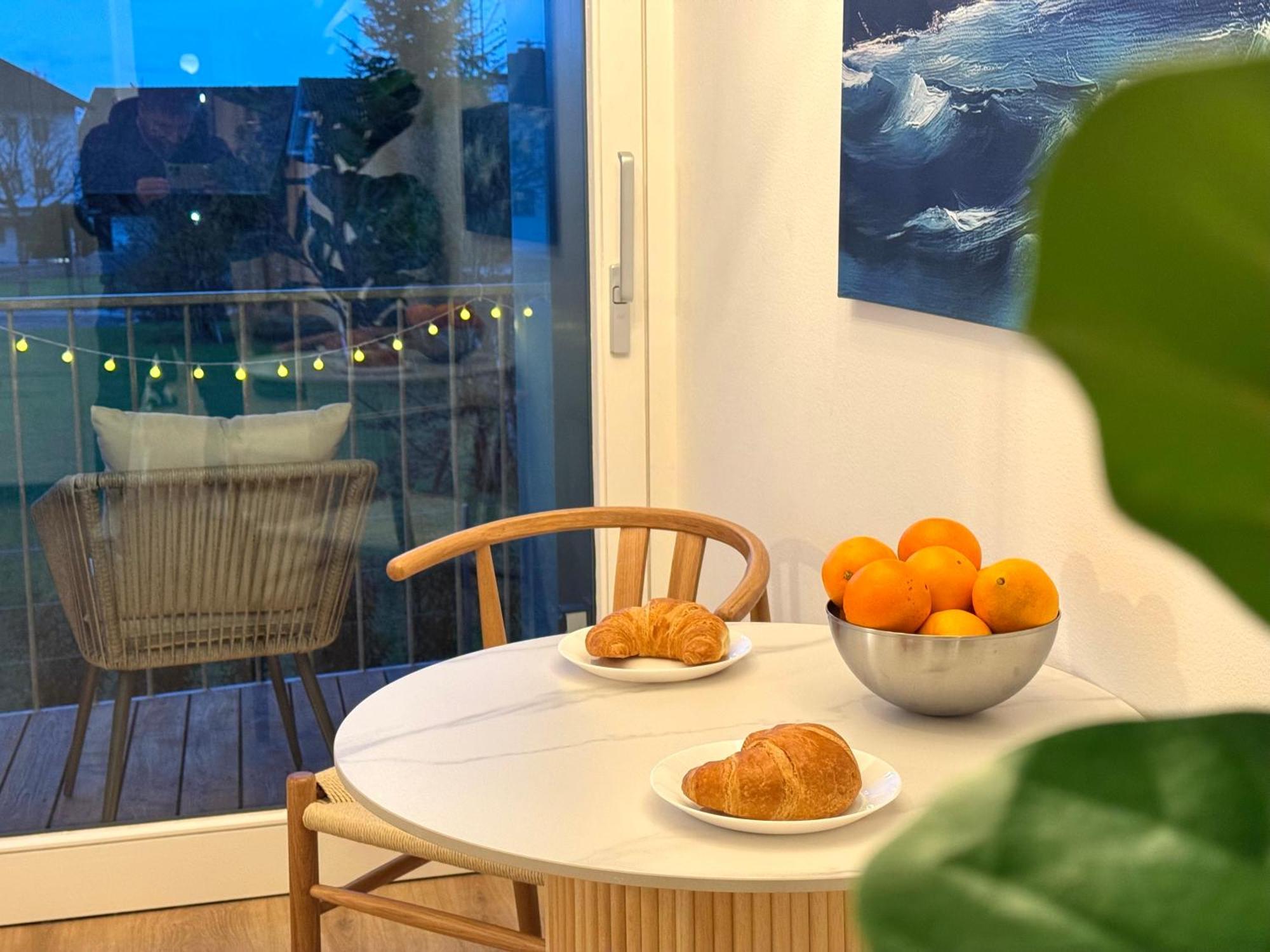 Flair Apartments Vorarlberg - Stilvolles Wohnen Nahe Bodensee & Alpen - Kueche, Balkon & Gratis Parkplatz เบรเกนซ์ ภายนอก รูปภาพ